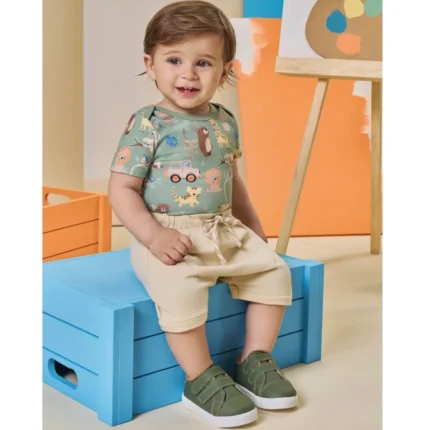 Conjunto Bebê Menino SAFARI Body Manga Curta + Short Malha Luc.Boo 95033 – Verde / Areia